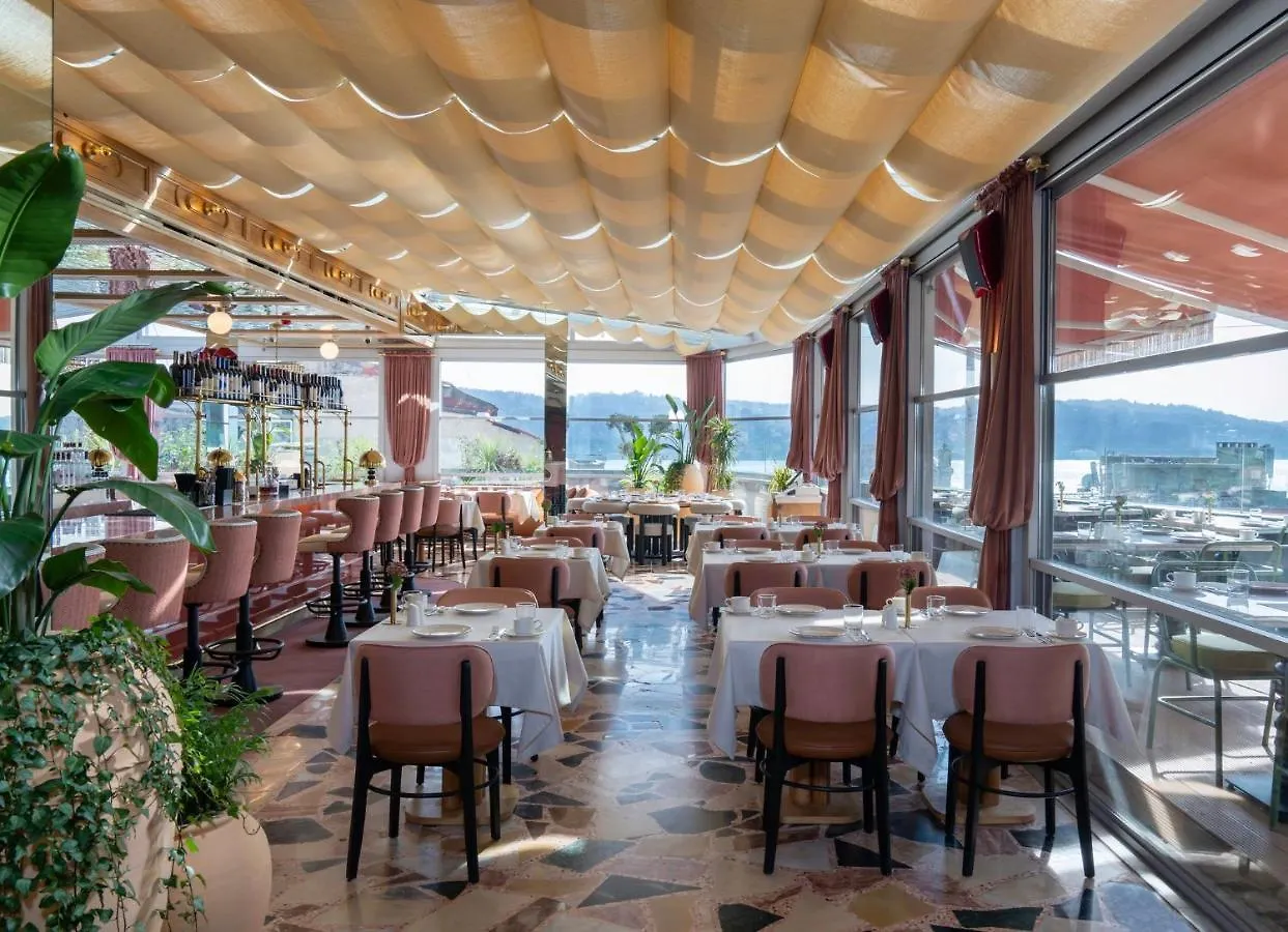 Hotel Crowne Plaza Istanbul - Ortakoy Bosphorus By Ihg 5*,  Turecko