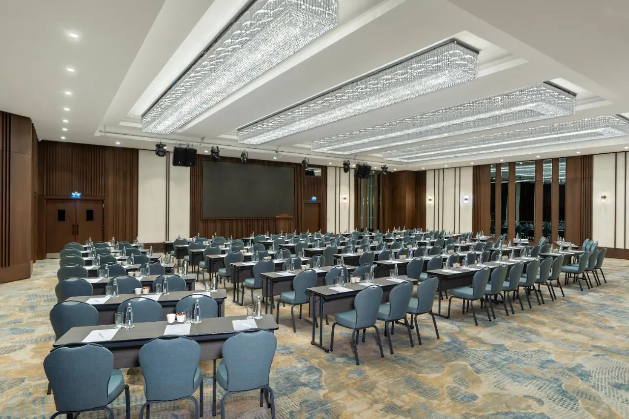 Crowne Plaza Istanbul - Ortakoy Bosphorus By Ihg Hotel