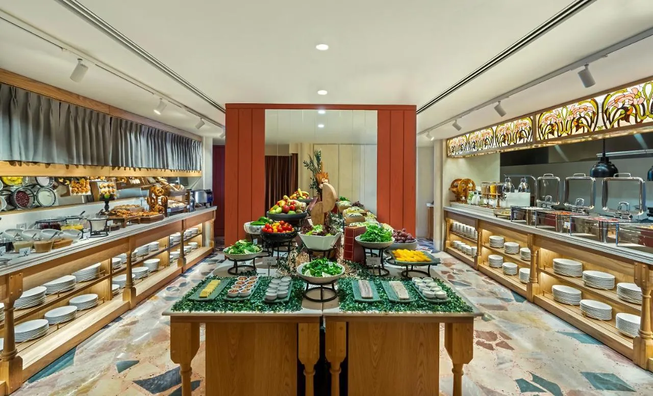 Crowne Plaza Istanbul - Ortakoy Bosphorus By Ihg Hotel