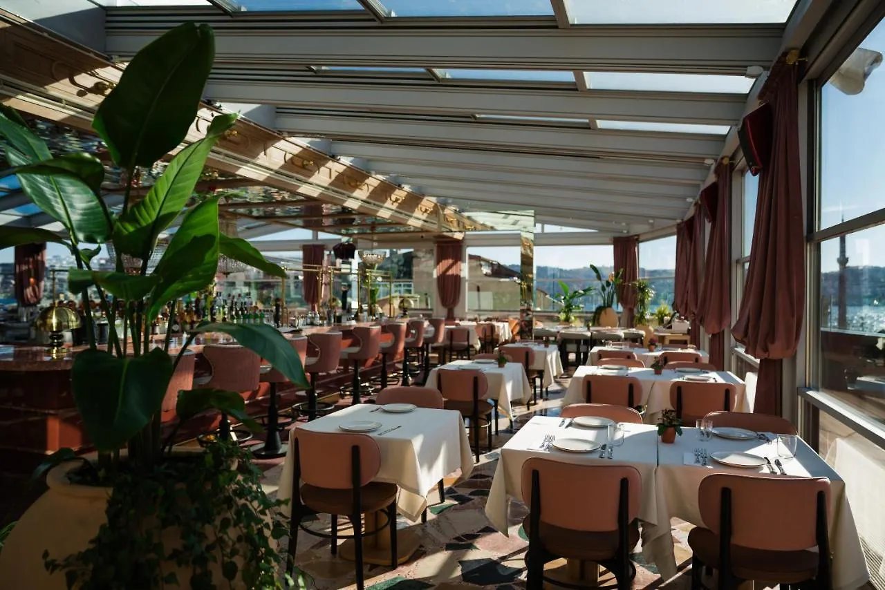 Hotel Crowne Plaza Istanbul - Ortakoy Bosphorus By Ihg