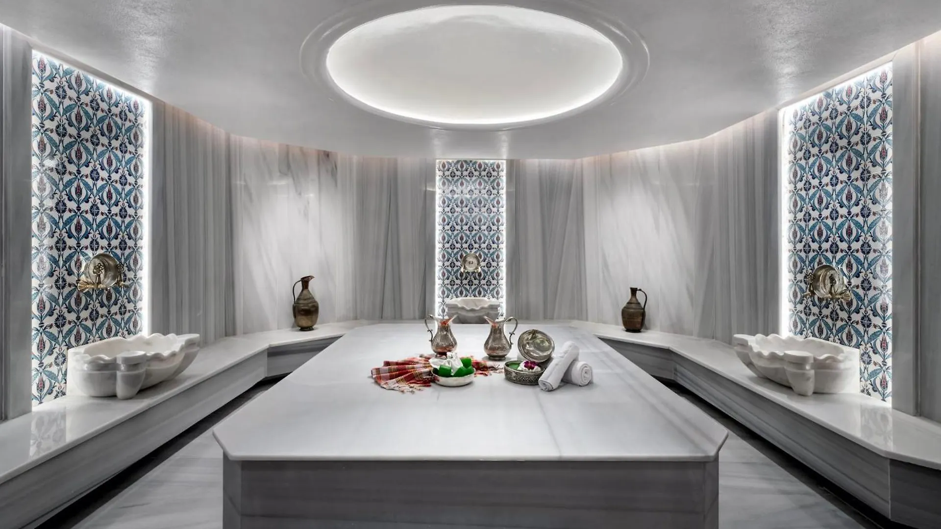 Hotel Crowne Plaza Istanbul - Ortakoy Bosphorus By Ihg