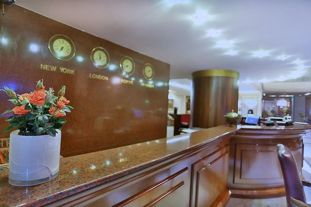 *****  Hotel Crowne Plaza Istanbul - Ortakoy Bosphorus By Ihg Turecko