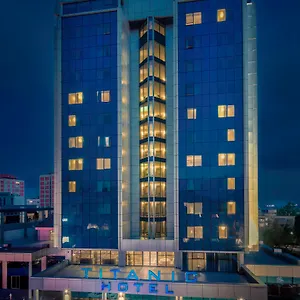5* Otel Titanic Port Bakirkoy